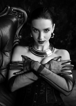 Natalie / ***