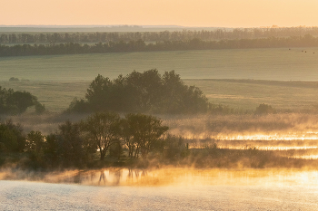 Morgen auf dem Fluss / ***