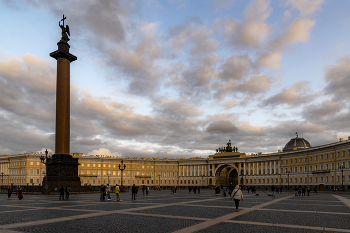 Schlossplatz / ***