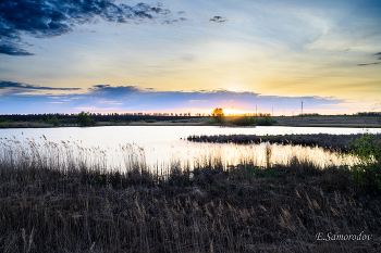 Sunrise / ***
