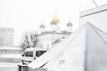 Schneefall ... / ***