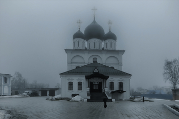 Nebliger Morgen / ***