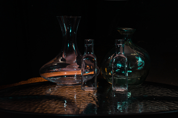 Glas / ***