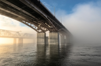 Brücke im Nebel / ***