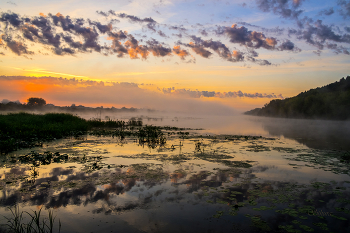 Morning on the lake. / ***