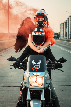 Biker / ***
