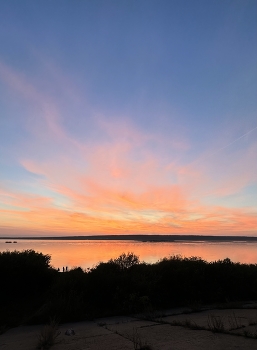 Sunset / ***