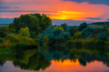 Sunset / ***