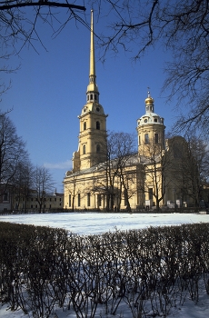 Peter and Paul Cathedral / Commissioned by Peter the Great, the Cathedral of Saints Peter and Paul is located inside the Peter and Paul Fortress in Saint Petersburg, Russia.
Built on Zayachy Island, between 1712 and 1733, the cathedral's bell tower is the world's tallest Orthodox bell tower. It also acts as a lightning rod protecting the cathedral.
The cathedral houses the remains of most of the Russian emperors and empresses from Peter the Great to Nicholas II; including Catherine the Great, Empress of Russia for 34 years.
The Historic Centre of Saint Petersburg and Related Groups of Monuments was declared a World Heritage Site by UNESCO in 1991.
https://travelnotes.org/pics/Europe/28-Peter_and_Paul_Cathedral.htm