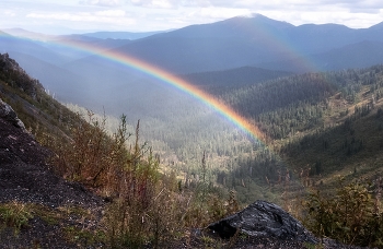 *** Rainbow in the mountains / ***
