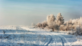 On the roads of winter ... / ***