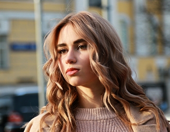 Julia / ***