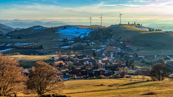 Abends / Bergdorf im letzten Abendlicht