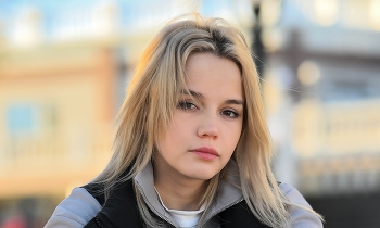 Julia / ***