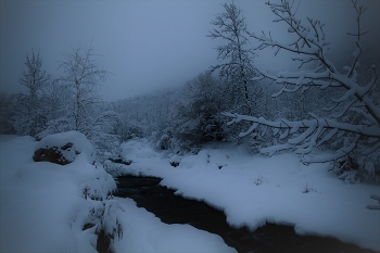 It was getting dark ... / ***