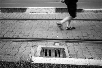 Walk / ***