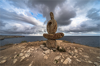 Thinker / ***