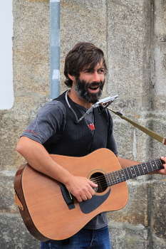 Street musician / ***