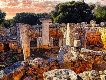 Alaior - Torre d'en Galmés (poblat talaiòtic) - Menorca (Balears) / Alaior - Torre d'en Galmés (poblat talaiòtic) - Menorca (Balears)
