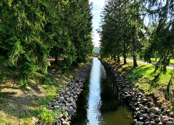 Catherine Park / ***