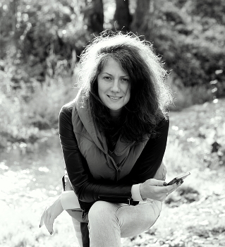 Portrait of a Woman. / ***