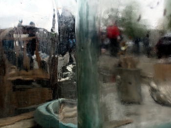 Glass / ***