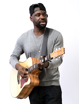 Street musician / ***