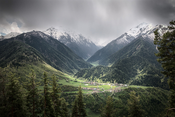 Zegani Village in May / ***