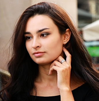 Ilona / ***