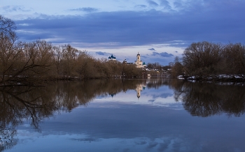 April evening / ***