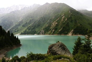 Lake Mzy / ***