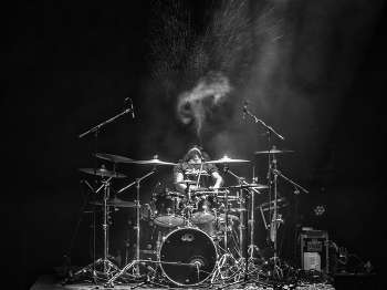 Exhalation / ***