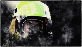 FIREFIGHTER / ***