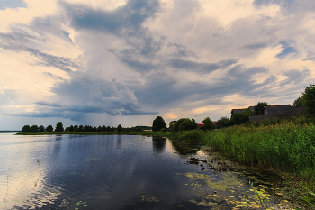 On the lake / ***