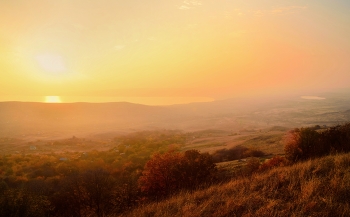 Sunset / ***
