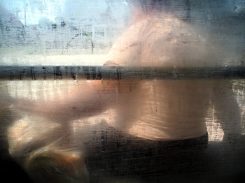 Bench / ***