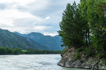 Altai Mountains / ***