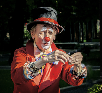 clown / ***