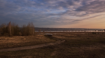 April evening / ***