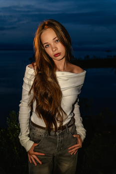 &nbsp; / ***