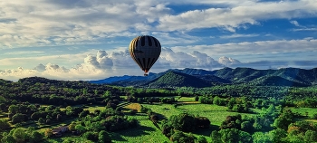 Santa Pau - vol amb globus - La Garrotxa / Santa Pau - vol amb globus - La Garrotxa