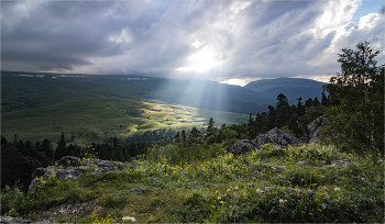 somewhere in the mountains / ***