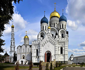 Nikolo - Ugreshsky Monastery / ***