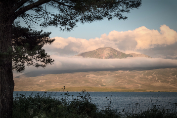 Shavnabada Volcano Over Tabatskuri Lake / ***