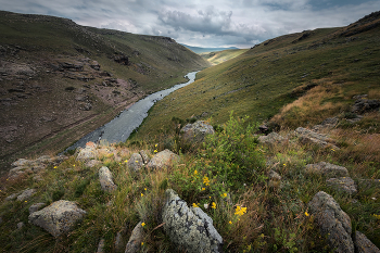 Canyon Of Paravani River / ***