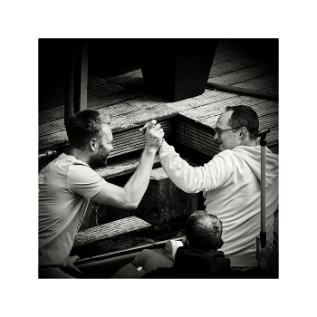 BUDDIES / ***