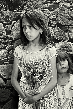 Sisters / ***