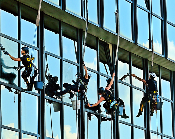 &nbsp; / ...................................................