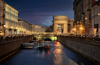 Griboyedov Canal / ***