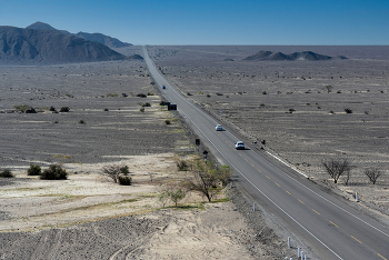 Desert / ***
